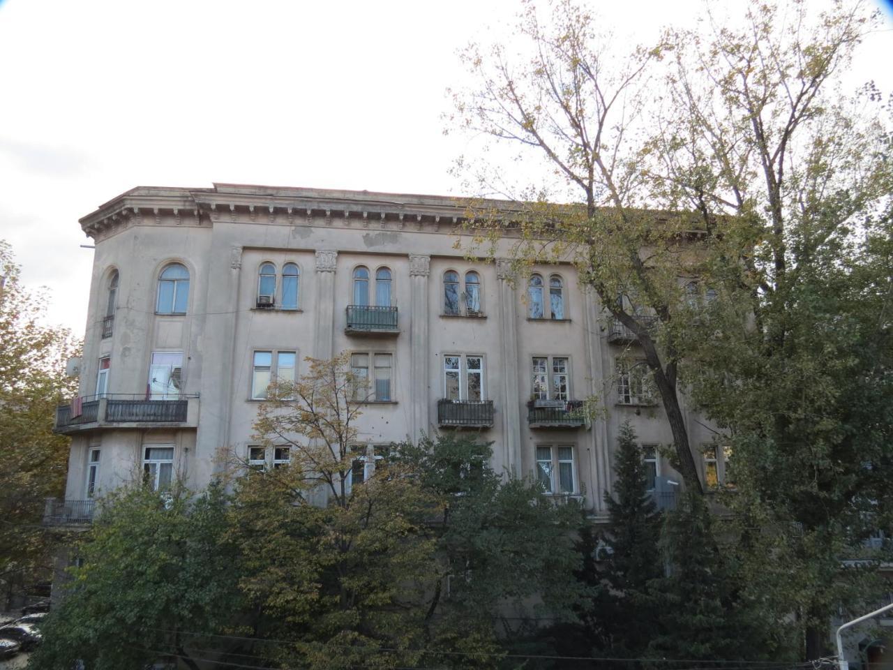 Апартаменты Three Rooms Тбилиси Экстерьер фото